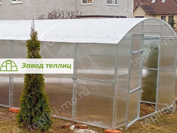 Прямостенные теплицы Люкс 3х4 метра из поликарбоната - купить в Москве и МО