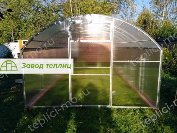 Теплицы с вертикальными стенами поликарбоната - купить по цене от 20200 руб.
